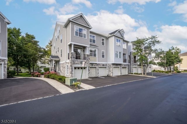 158 George Russell Way, Clifton City, NJ 07013