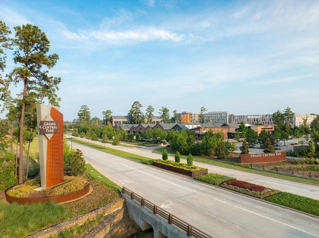 132 Silverbow Creek Way, Conroe, TX 77304
