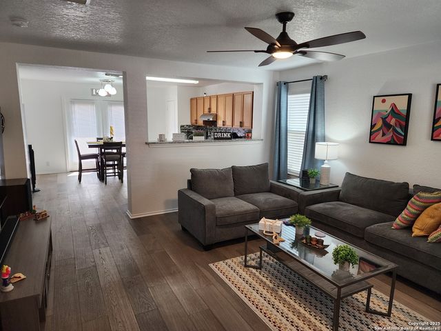 8118 Sandbar, San Antonio, TX 78254