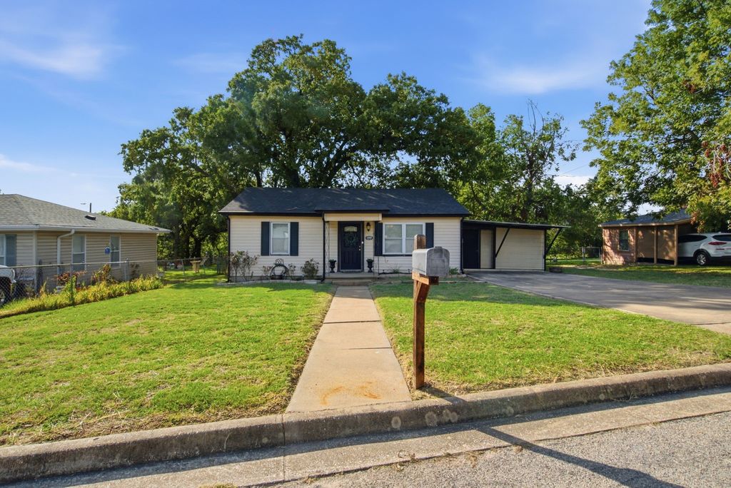 1505 Oliver Street, Weatherford, TX 76086 — photo 2