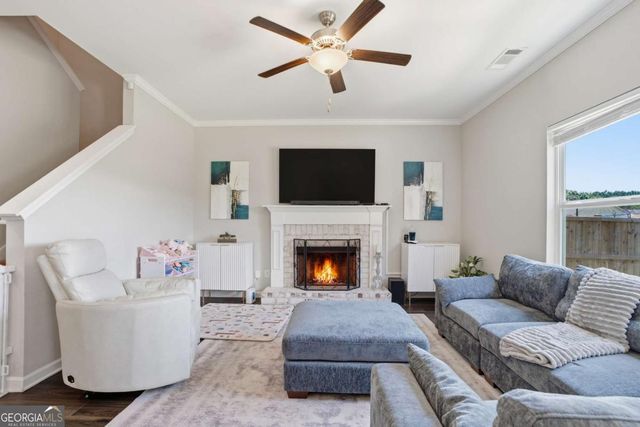 303 Melody Lane NE, Cartersville, GA 30121