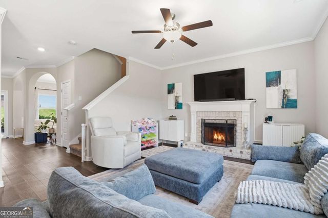 303 Melody Lane NE, Cartersville, GA 30121