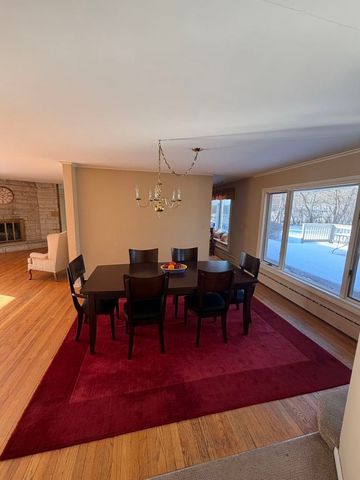 520 W Merri Oaks Road, Barrington Hills, IL 60010