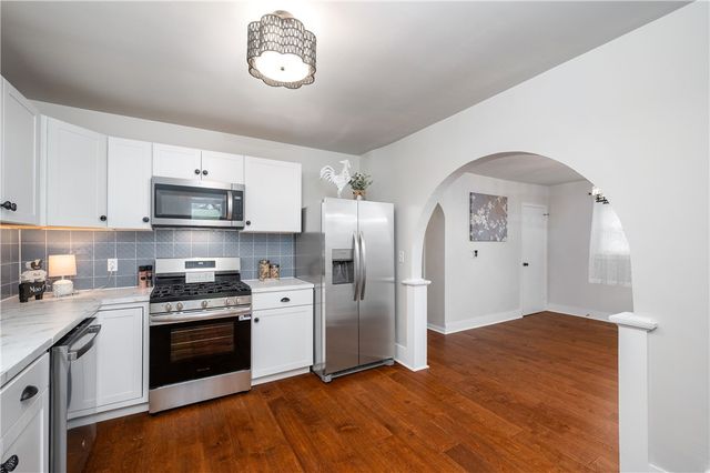 8 bredin avenue, Twp Of But Se, PA 16045