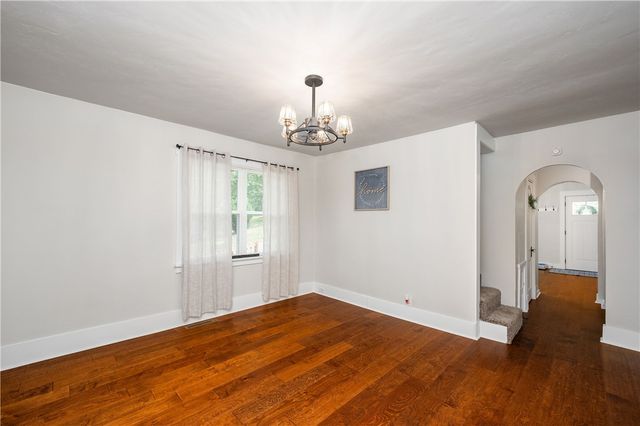 8 bredin avenue, Twp Of But Se, PA 16045