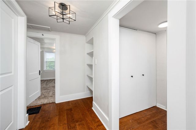 8 bredin avenue, Twp Of But Se, PA 16045