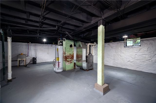 8 bredin avenue, Twp Of But Se, PA 16045