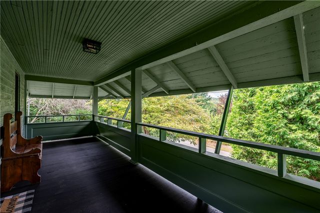 8 bredin avenue, Twp Of But Se, PA 16045