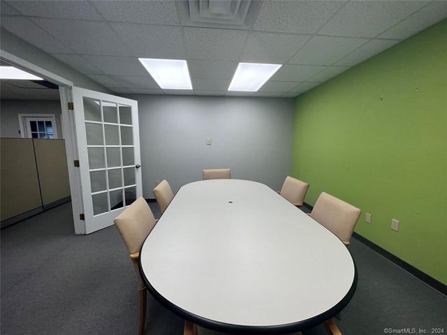 500 Monroe Turnpike 1/2-1, Monroe, CT 06468