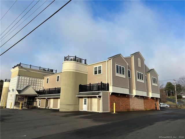 500 Monroe Turnpike 1/2-1, Monroe, CT 06468