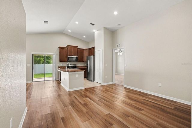 1826 WALLACE MANOR LANE, Winter Haven, FL 33880
