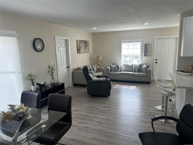 659 E 19th St 659, Hialeah, FL 33013