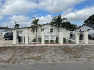 659 E 19th St 659, Hialeah, FL 33013