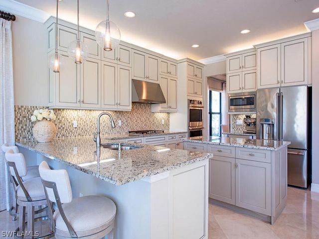 4450 Kensington CIR, Naples, FL 34119