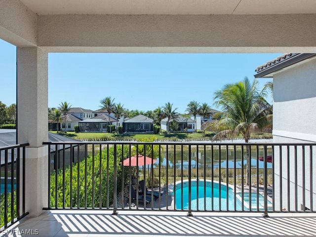 4450 Kensington CIR, Naples, FL 34119