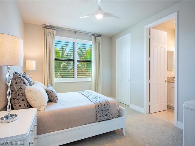 4450 Kensington CIR, Naples, FL 34119