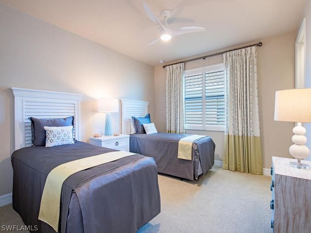 4450 Kensington CIR, Naples, FL 34119