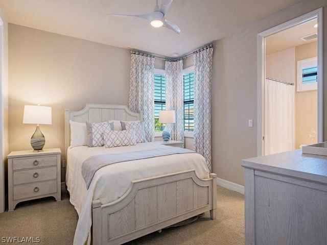 4450 Kensington CIR, Naples, FL 34119