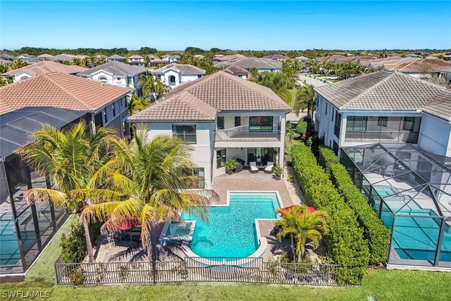 4450 Kensington CIR, Naples, FL 34119