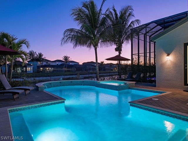 4450 Kensington CIR, Naples, FL 34119