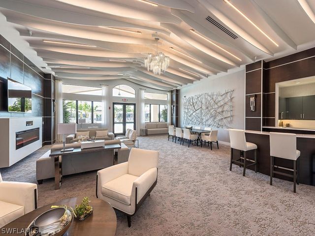 4450 Kensington CIR, Naples, FL 34119