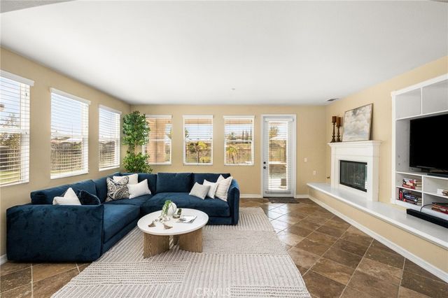 401 Brea Hills Avenue, Brea, CA 92823