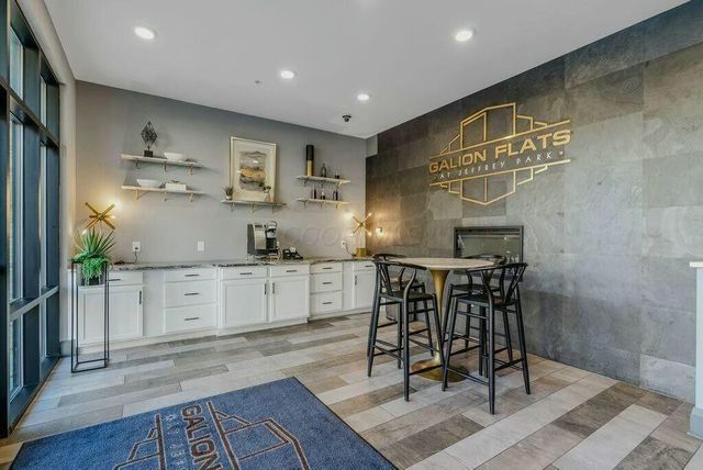 751 N 6th Street, 204, Columbus, OH 43215