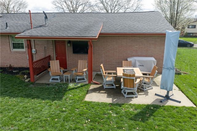 1126 3rd Street SW, New Philadelphia, OH 44663
