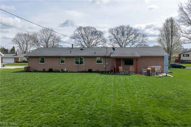 1126 3rd Street SW, New Philadelphia, OH 44663