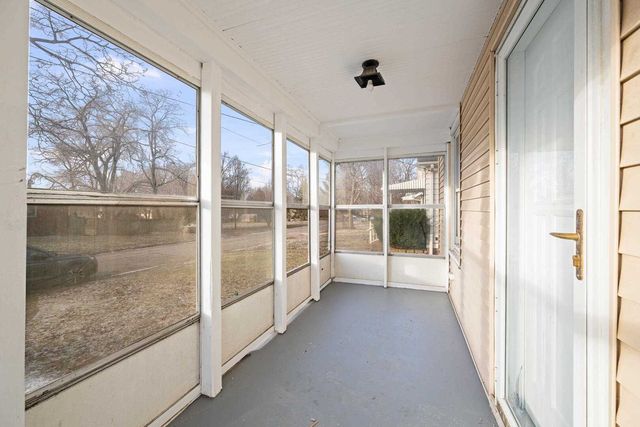 1916 31st Street A, Moline, IL 61265