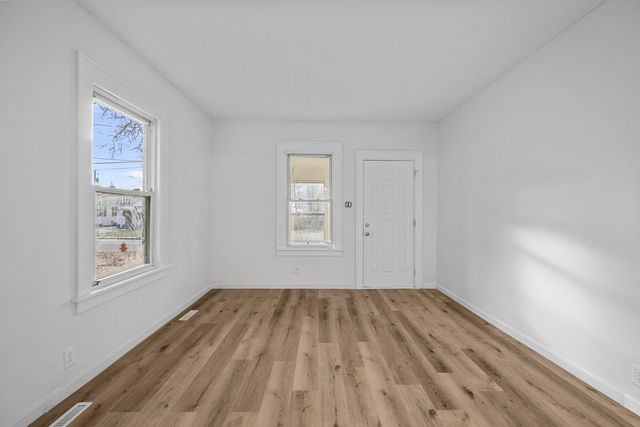 1916 31st Street A, Moline, IL 61265