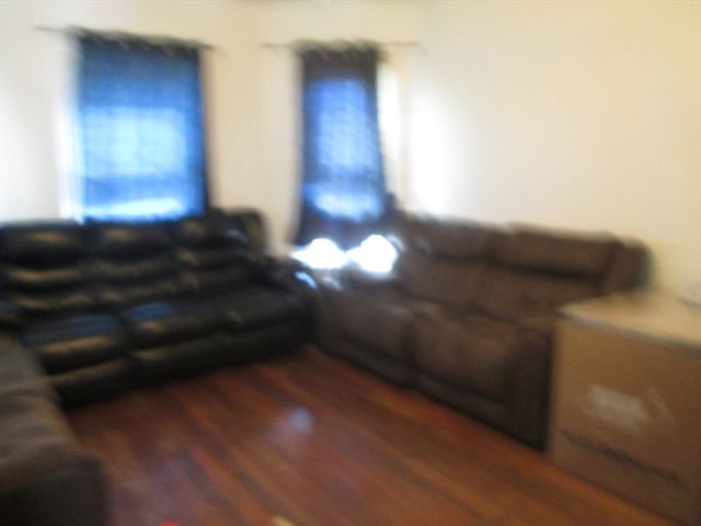 68-72 Mooreland St, Springfield, MA 01104
