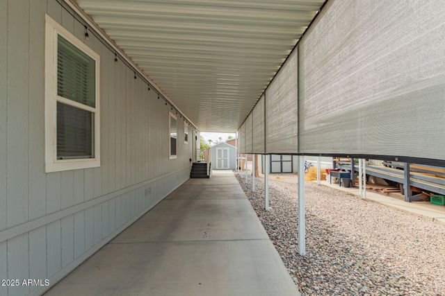 2000 S APACHE Road 252, Buckeye, AZ 85326