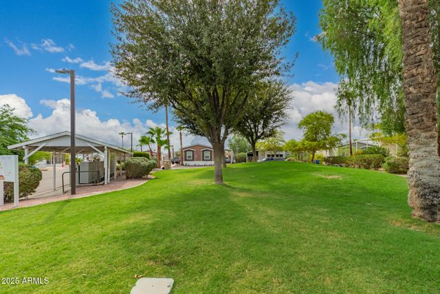 2000 S APACHE Road 252, Buckeye, AZ 85326