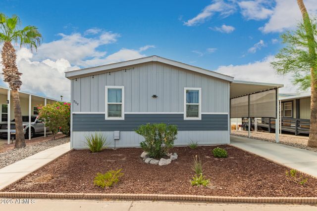 2000 S APACHE Road 252, Buckeye, AZ 85326