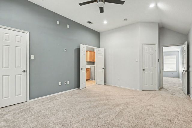 10800 Emerald Park Lane, Fort Worth, TX 76052