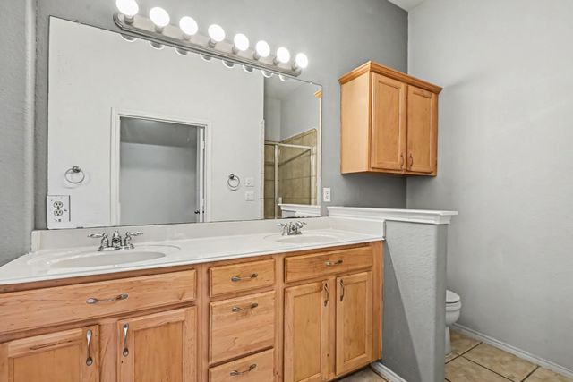 10800 Emerald Park Lane, Fort Worth, TX 76052