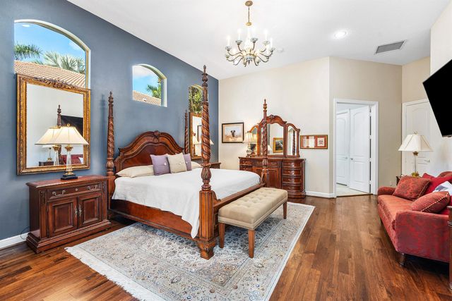 8850 Valhalla Drive, Delray Beach, FL 33446