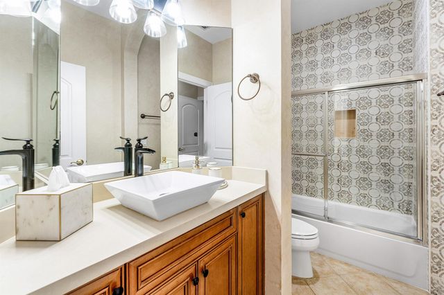 8850 Valhalla Drive, Delray Beach, FL 33446