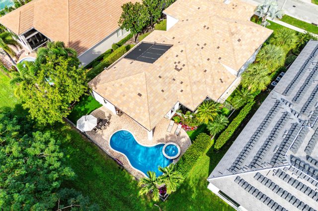 8850 Valhalla Drive, Delray Beach, FL 33446