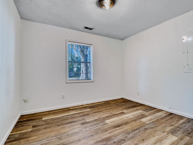 1220 3rd Ave., Kingstree, SC 29556