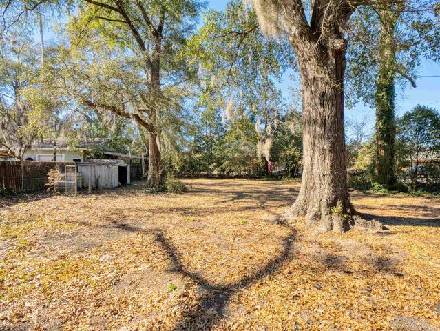 1220 3rd Ave., Kingstree, SC 29556