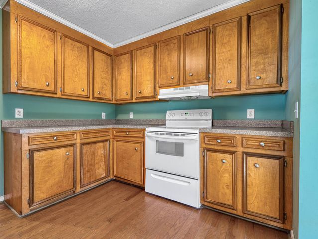 1220 3rd Ave., Kingstree, SC 29556