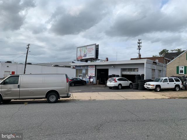 7329-33 OXFORD AVE, Philadelphia, PA 19111