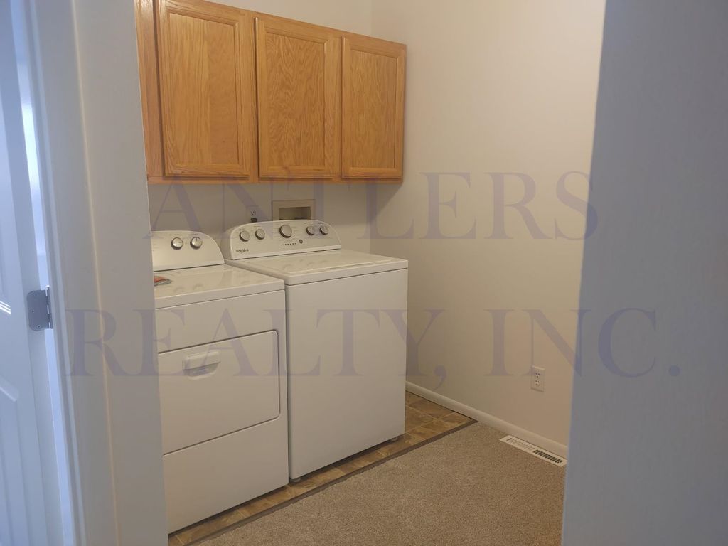 1102 Elm Ave, Cody, WY 82414 photo 6