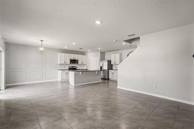 1711 SETTER AVENUE, St Cloud, FL 34771