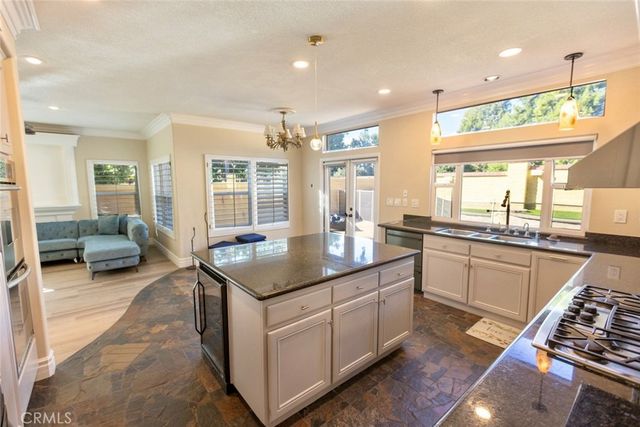 2605 Augusta, Tustin, CA 92782