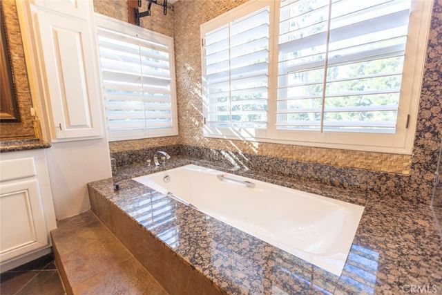 2605 Augusta, Tustin, CA 92782