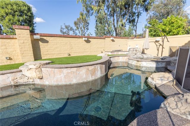 2605 Augusta, Tustin, CA 92782