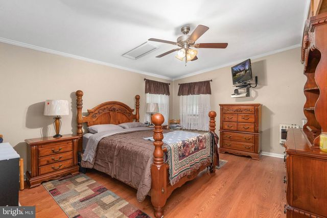 17250 STONEY KNOLL RD, King George, VA 22485